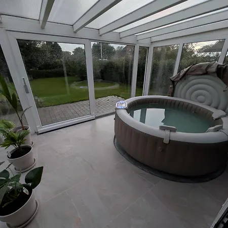 Casa vacanze Garden & Jacuzzi Oasis Ravsted